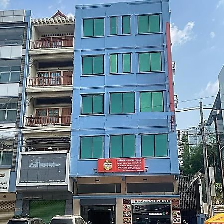 Galaxy Rs Hotel Phnom Penh Exterior foto